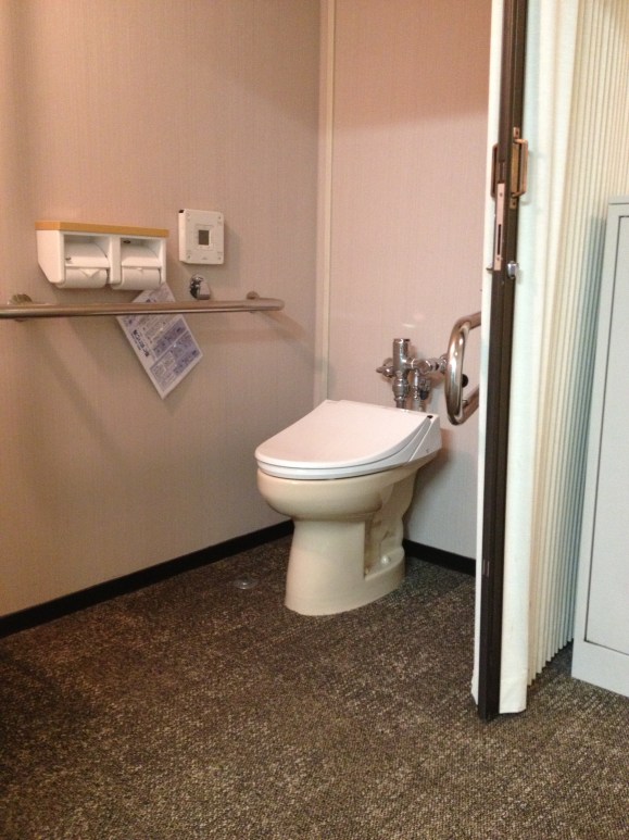 japan youth hostel toilet